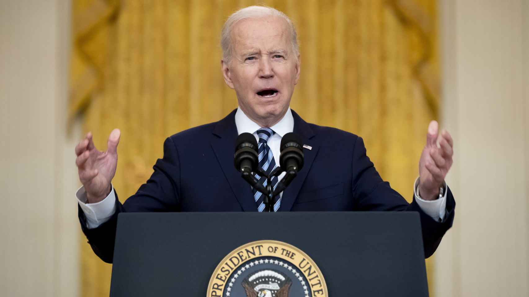 Biden extiende sanciones a Rusia