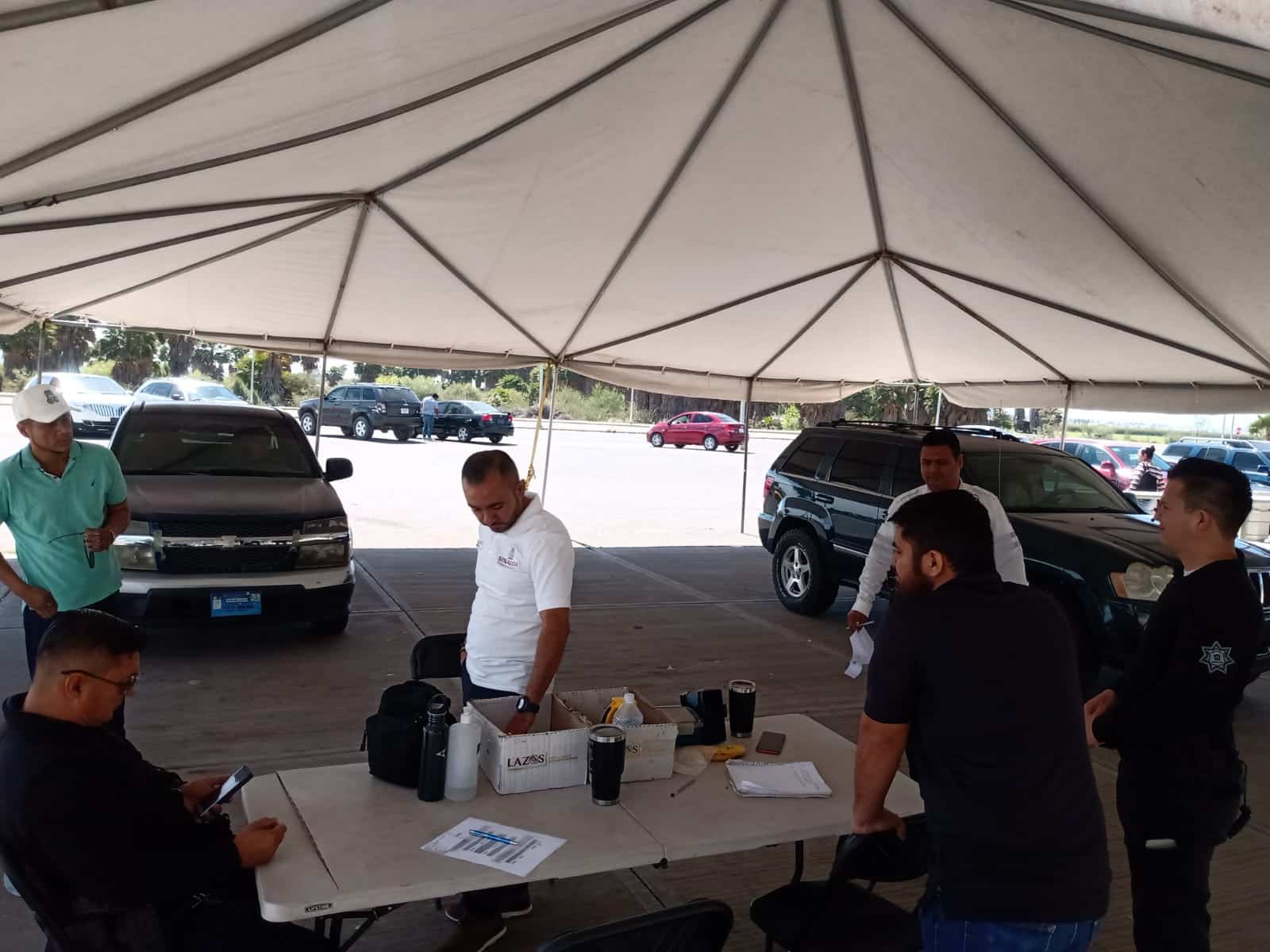 Cómo está la afluencia de carros “chocolate” en el módulo de regularización en Ahome (5)