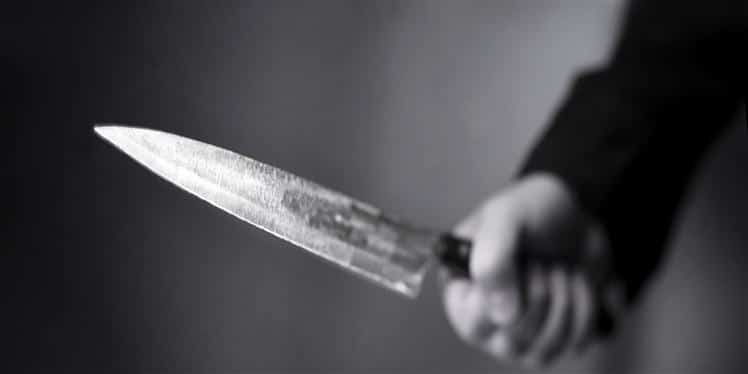 Con un cuchillo, ataca niño de 12 años a tres compañeros y su profesora en Brasil