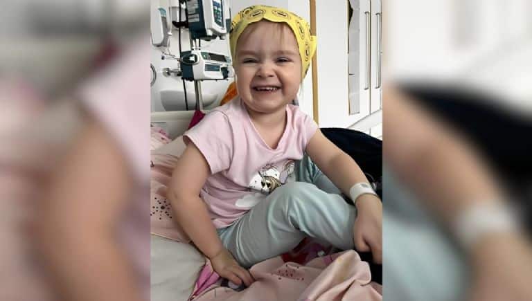 Decía tener dolor de estómago; doctores le diagnostican cáncer a niña de tres años