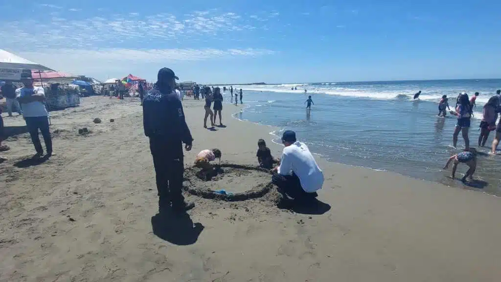 Elementos de la SSPyTM realizan rondines de vigilancia en la Playa de Ponce