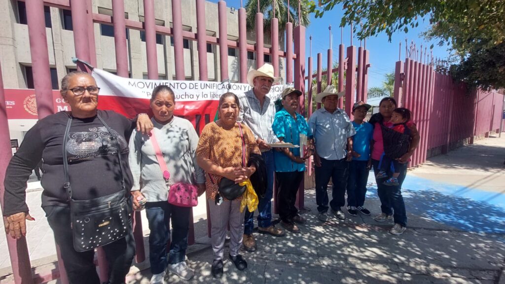 "Estamos desprotegidos": Se manifiestan jornaleros indígenas en Sinaloa; exigen apoyos a gobierno