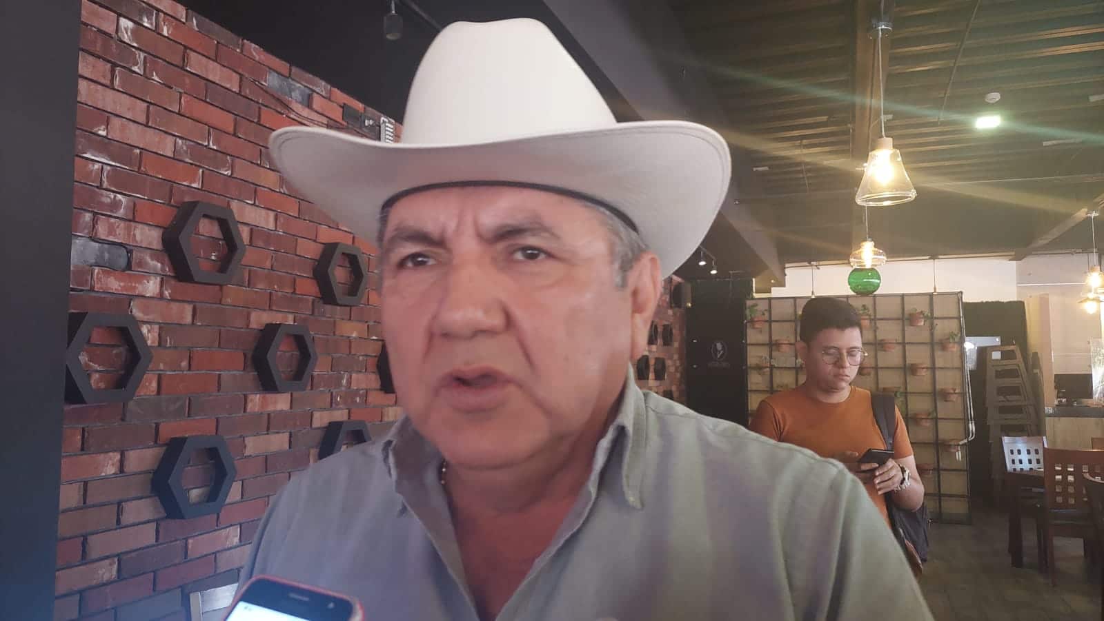 Faustino Hernández, aspirante a la dirigencia del PRI en Sinaloa .
