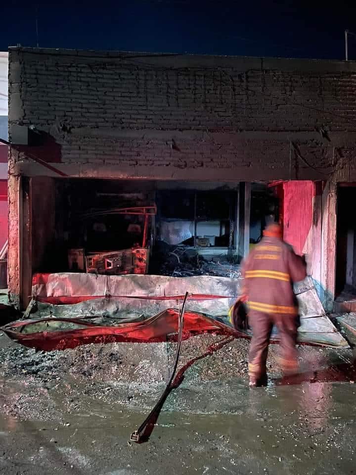 Incendio Vehículos Cochera Culiacán