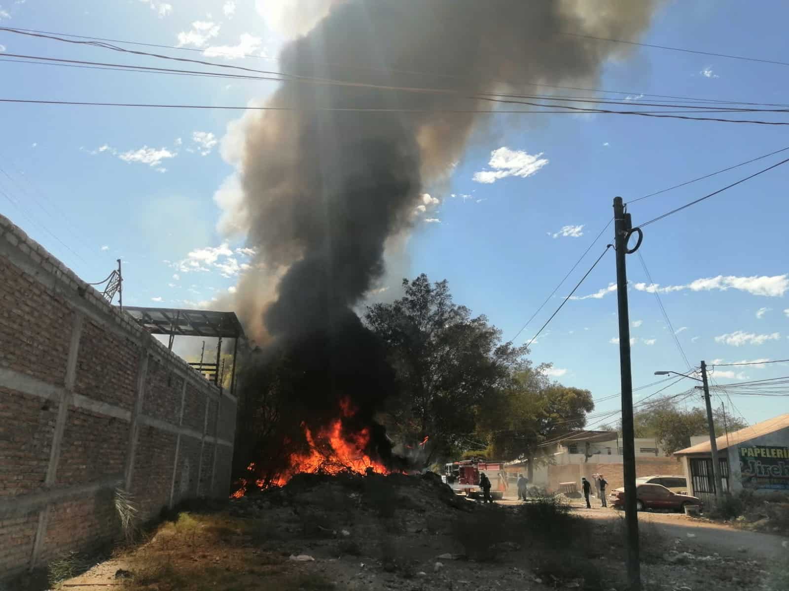 Incendio baldío Los Mochis