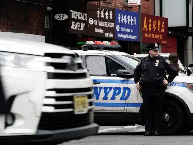 Localizan oficina secreta de policía china en Nueva York; hay dos detenidos