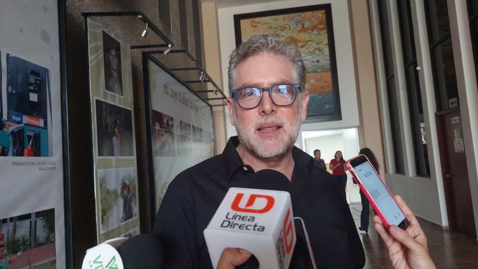 “Que se vaya al Circo Atayde a ver payasos y animalitos”: De la Rocha a Lobo por tema de cheques