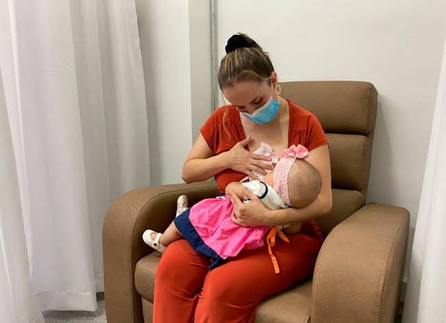 Madres lactantes tendrán espacio y tiempo para amamantar a sus hijos en EU