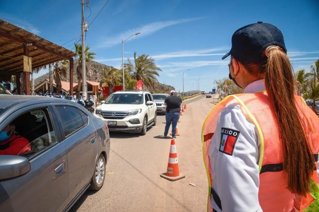 Llaman a la sociedad respetar indicaciones de Policía Municipal en Ahome
