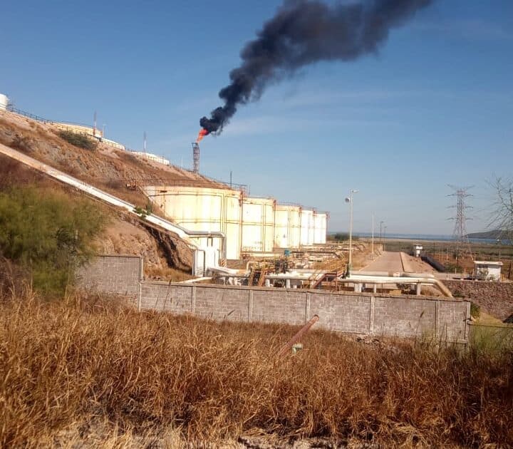 Productores agrícolas de Sinaloa se preparan para tomar Pemex en Topolobampo