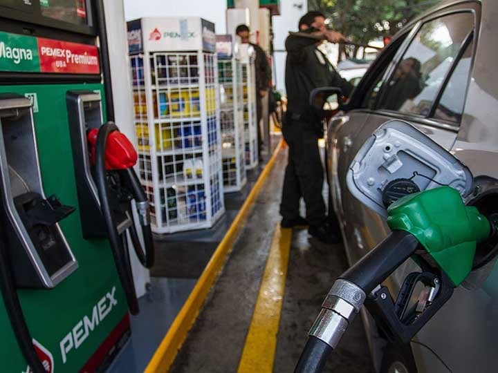 Despachador en gasolinera de pemex