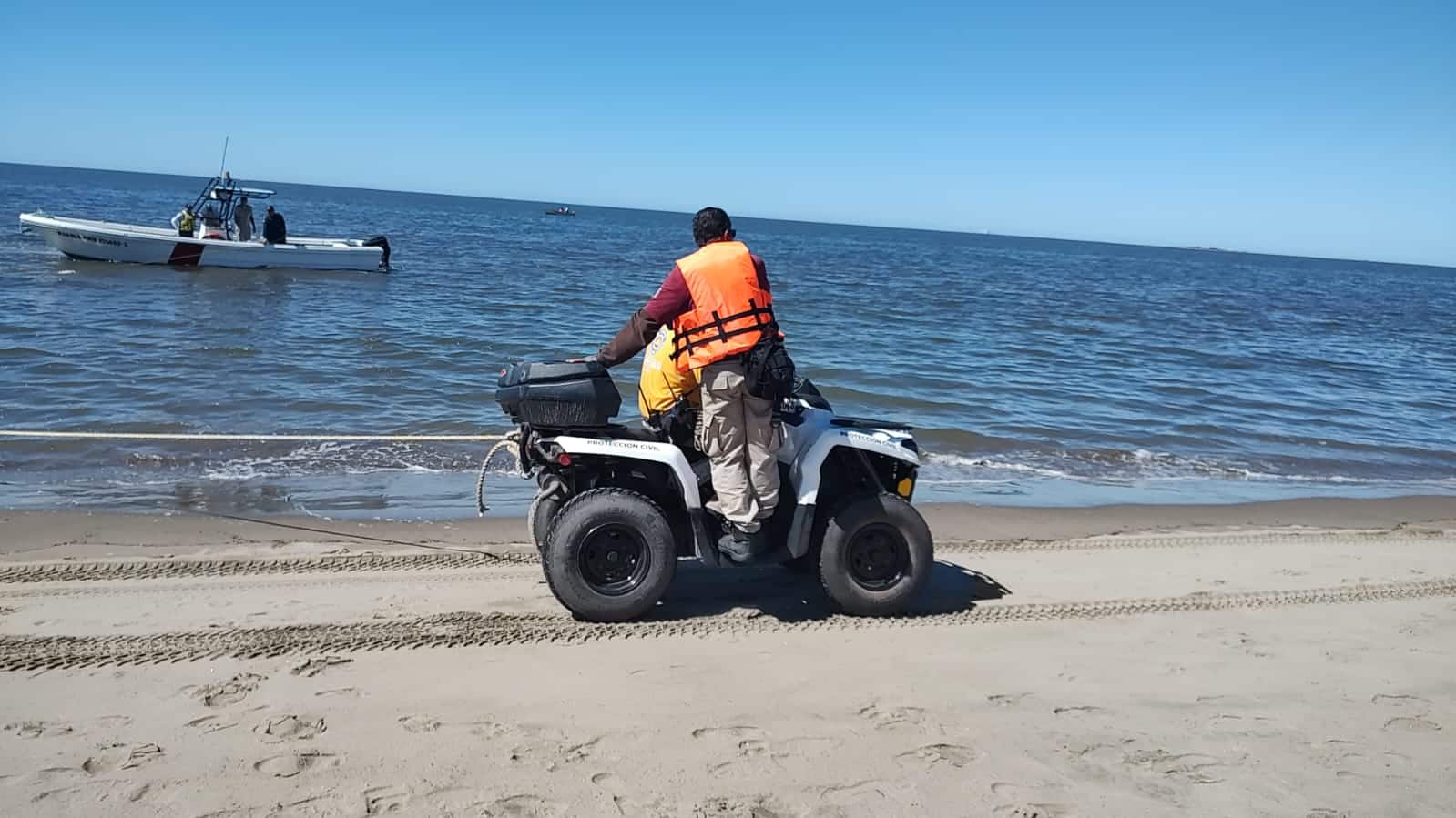 Recorre secretario de Ahome centros recreativos; exhorta a no manejar alcoholizados