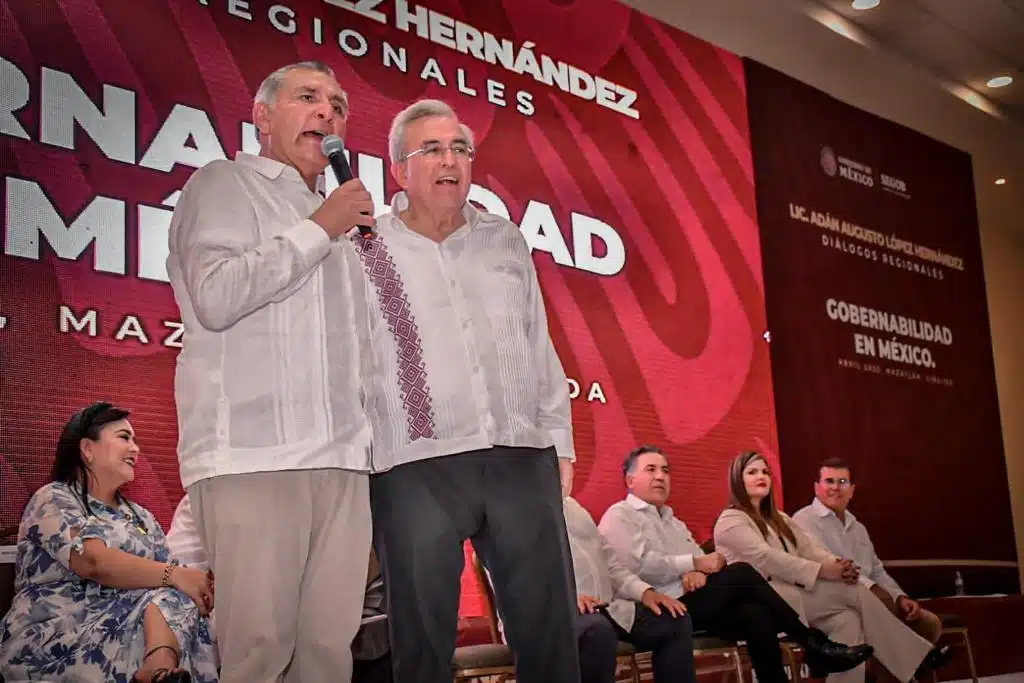 Reúne Adán Augusto López a miles de seguidores en sus Diálogos Regionales en Mazatlán (3)