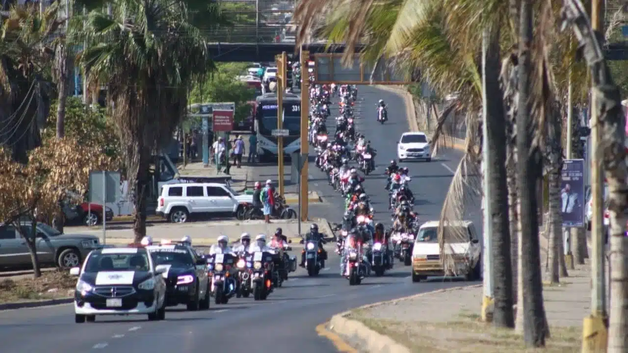 Dos organizaciones, dos eventos... un solo Desfile de la Moto en Mazatlán