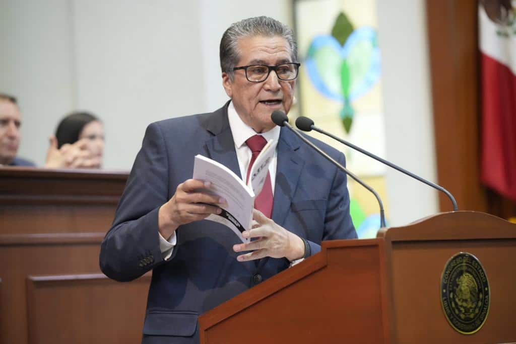 Tomen en sus manos las universidades; fuerzas externas no deben controlar Feliciano a diputados juveniles