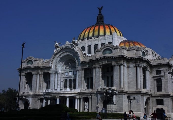 Vacante bellas artes