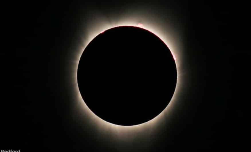 ¡Raro eclipse híbrido será visible este mes de abril! ¿Qué día y dónde?