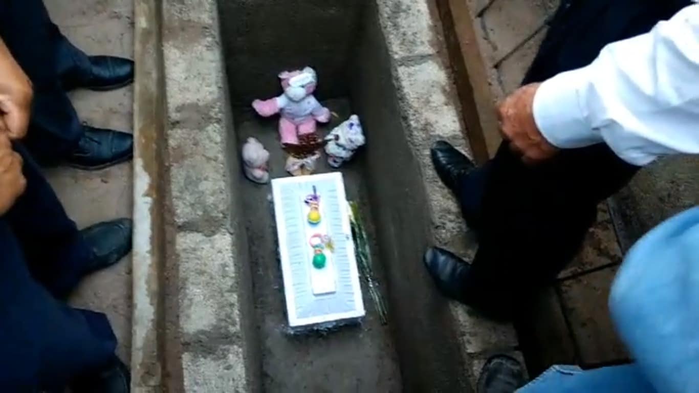 Detienen a mujer que abandonó a su hija recién nacida entre basura el 2019 en Guamúchil