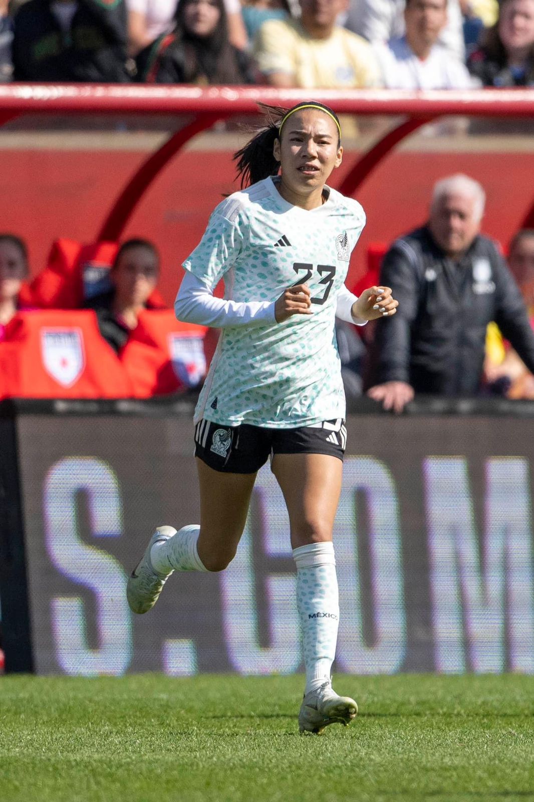 Debuta la sinaloense Gabriela Valenzuela en el Tri Mayor Femenil