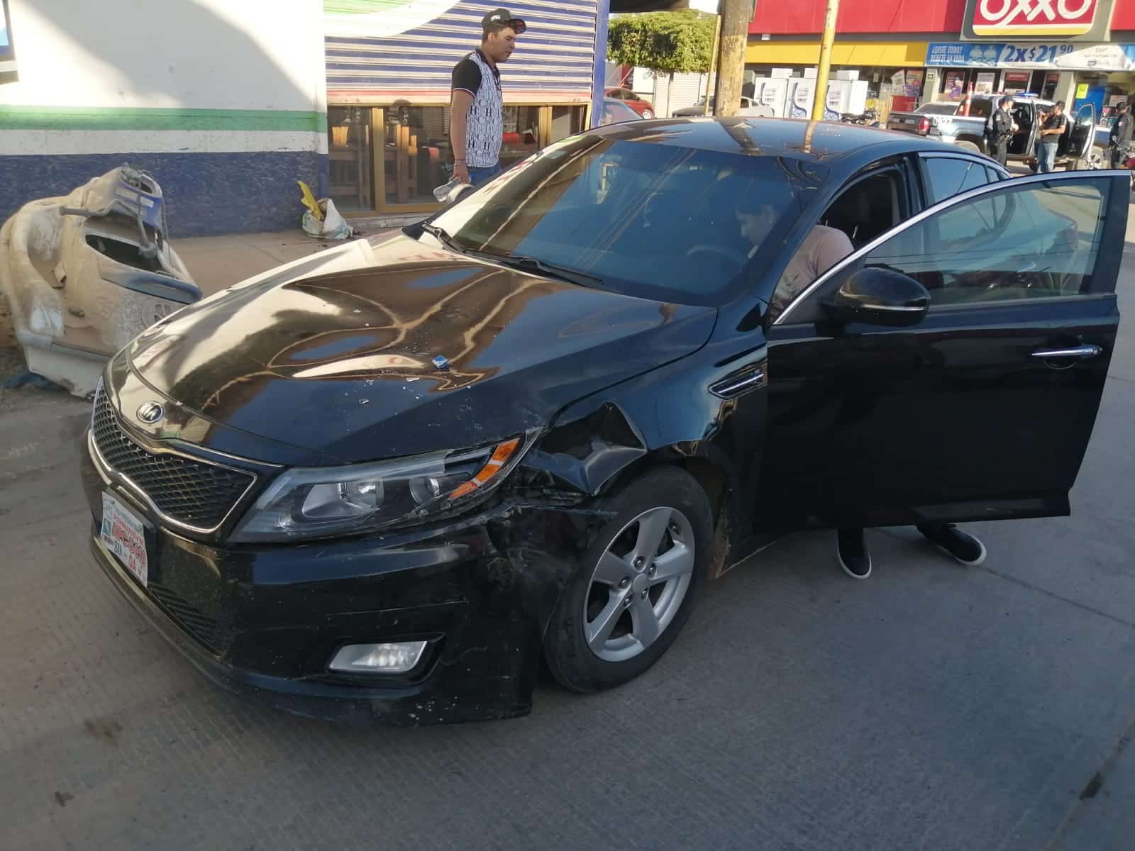 Hermelinda iba de acompañante en una moto y quedó lesionada tras accidentarse en Guasave