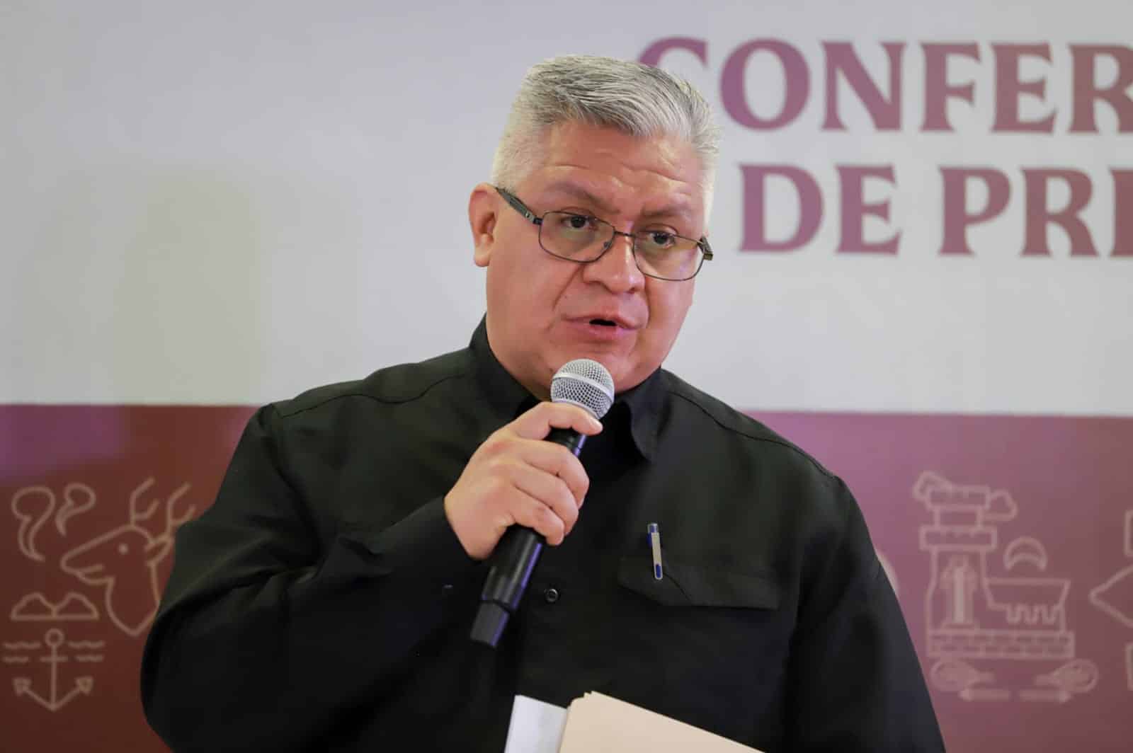 Piloto de avioneta que cayó al mar en Mazatlán sí es padre del niño fallecido y se dio a la fuga: SSP