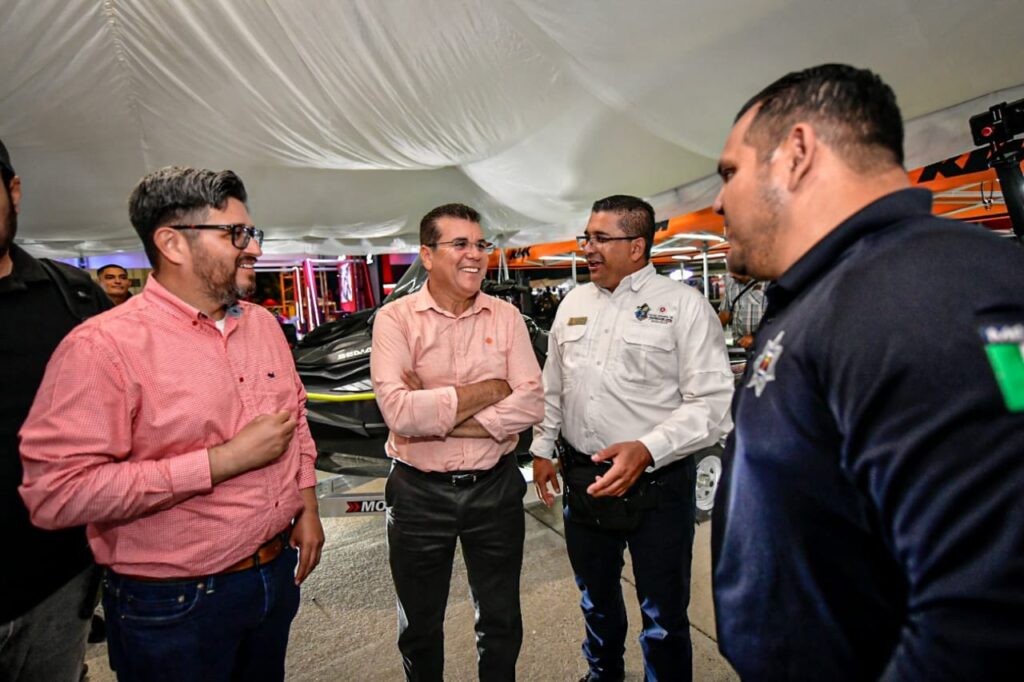 A disfrutar de Mazatlán con precaución y respeto, llama alcalde Edgar González a motociclistas