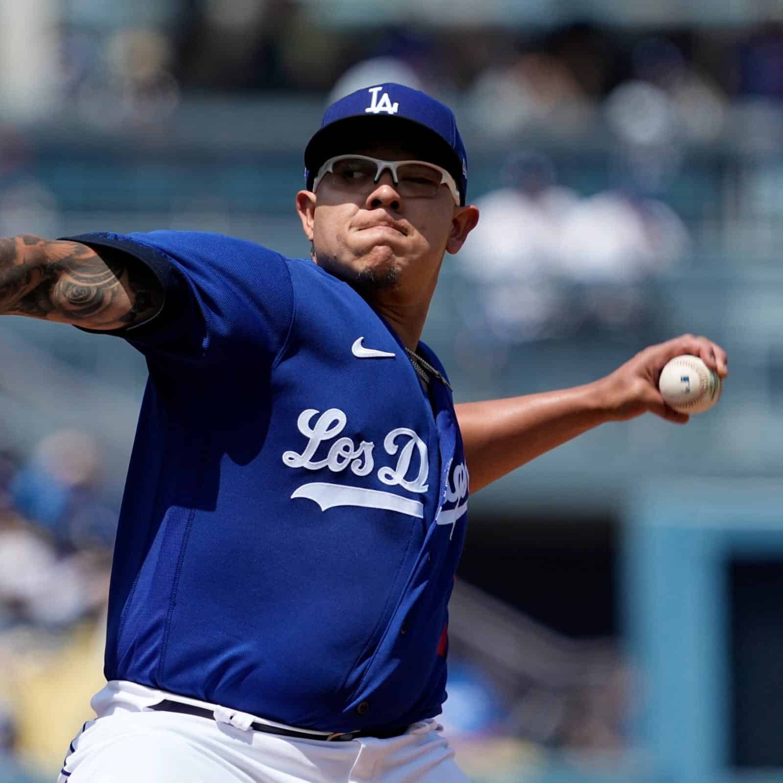 ¡Sufrida derrota! Julio Urías cae ante Chicago y sufre el primer revés de la temporada