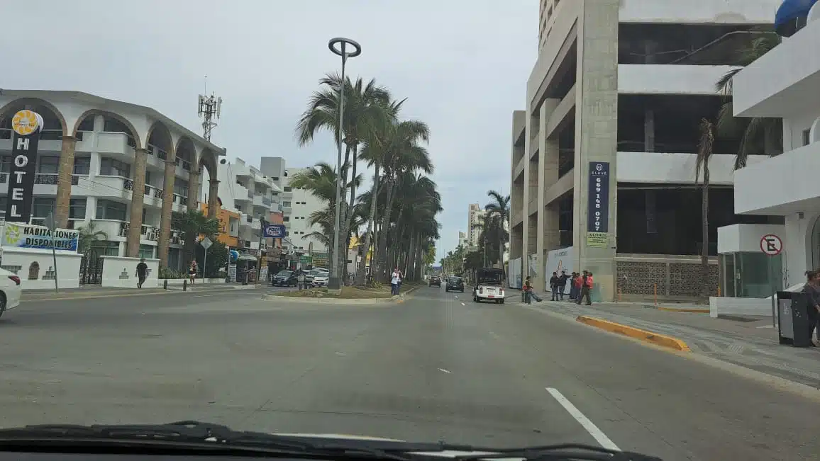 Tiene Mazatlán un crecimiento urbano anárquico y desproporcionado: Sara Topelson 