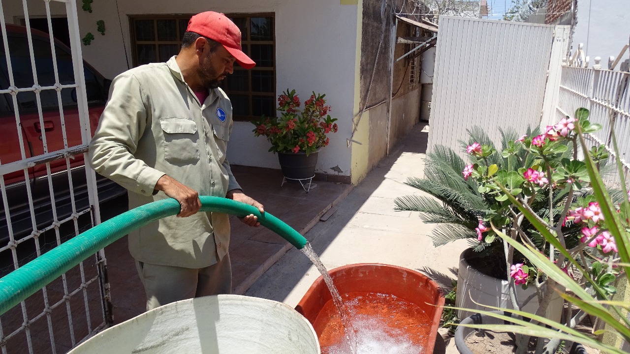 ¿Eres derrochador de agua? En Salvador Alvarado ya los multan; atienden comunidades por sequía