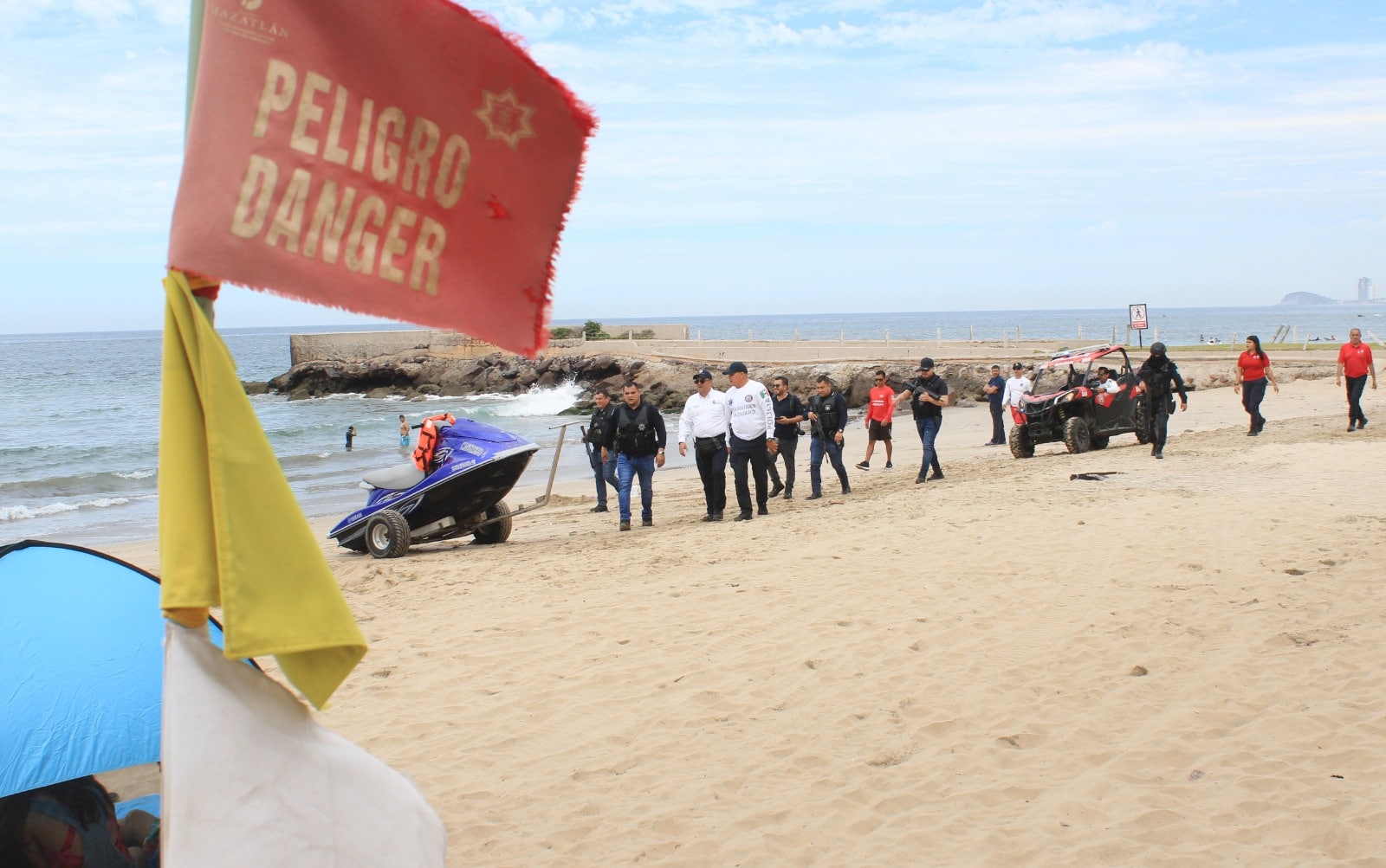 ¡Llega el mar de fondo! Salvavidas de Mazatlán están en alerta para cuidar a los bañistas
