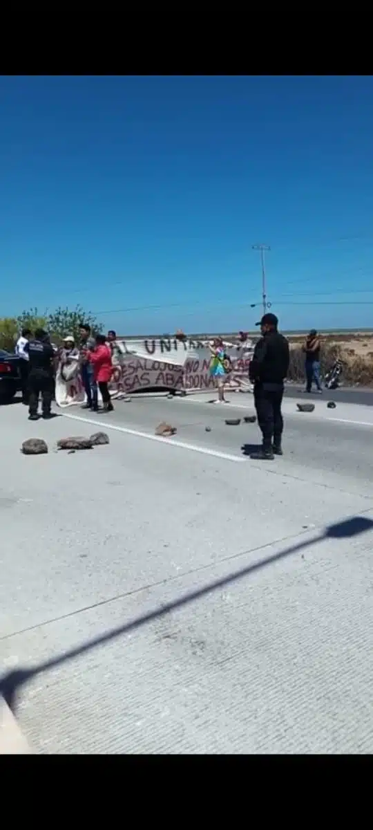 bloqueo-carretera-manifestacion