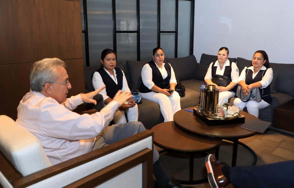 Gobernador compromete que se lanzará la convocatoria para profesionalizar enfermeras ¡Checa cuándo!