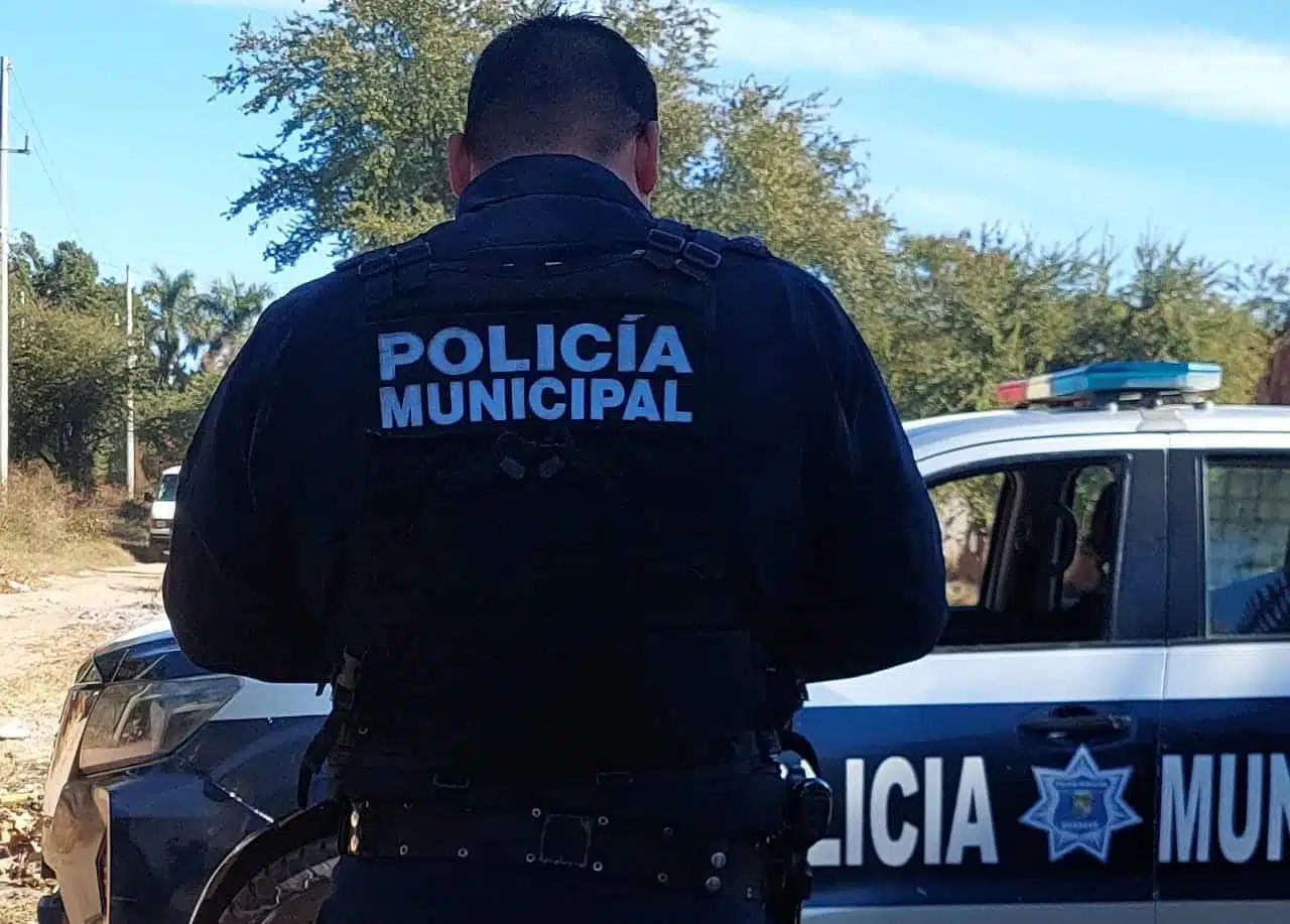 policía