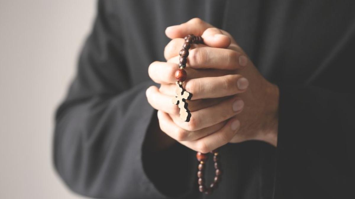 sacerdote