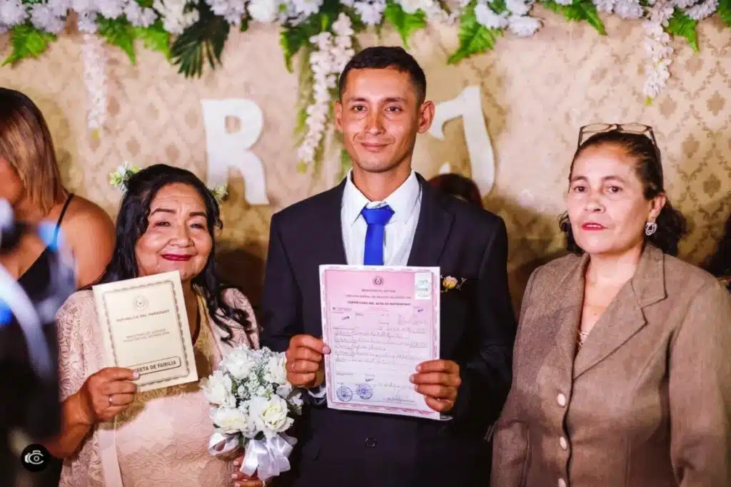 ¡Para el amor no hay edad! Se casan Rufina y Juan, de 70 y 27 años de edad