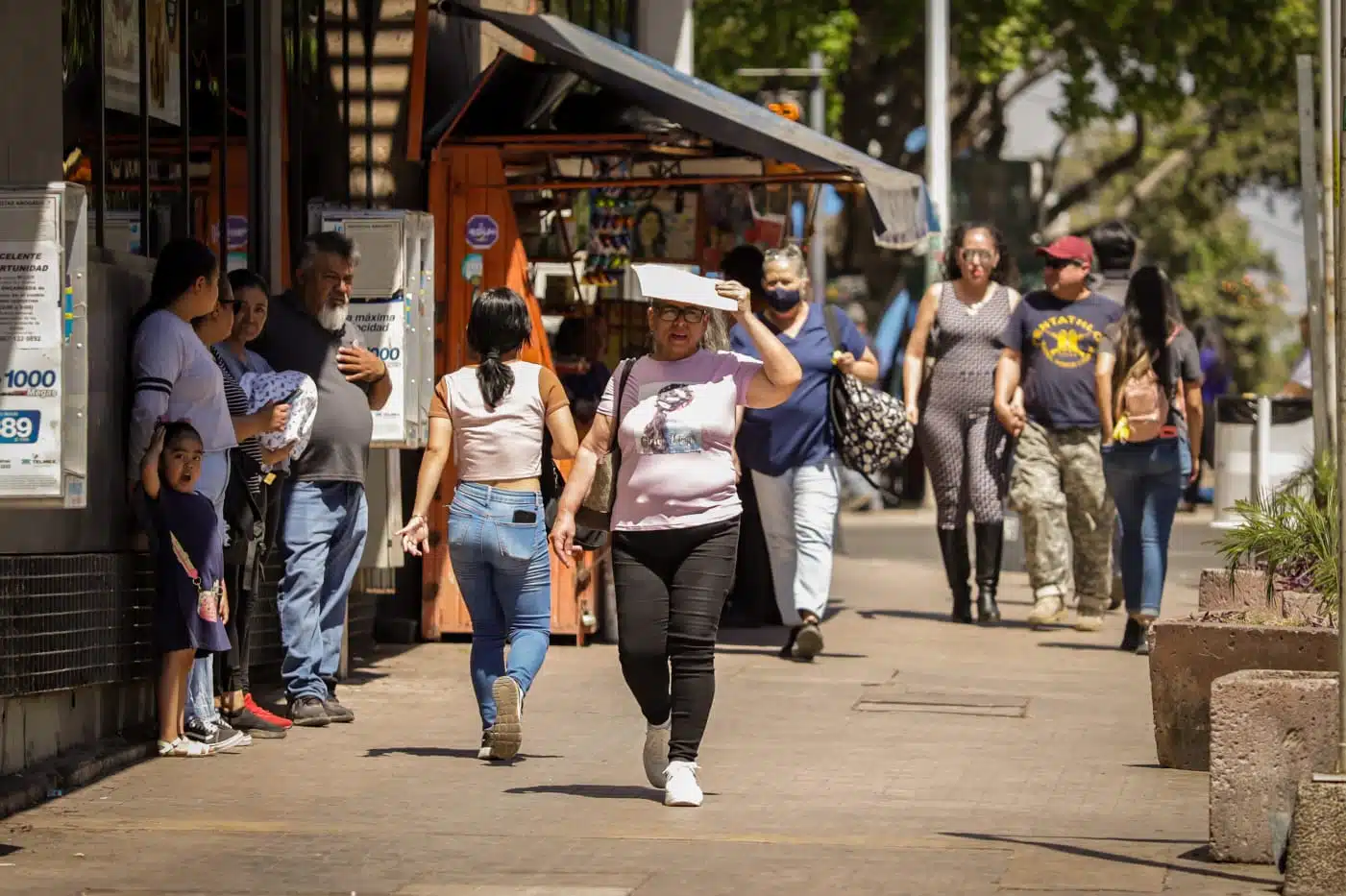 ¡Ventas aceptables! Reportan comerciantes del centro de Culiacán durante esta Semana Santa