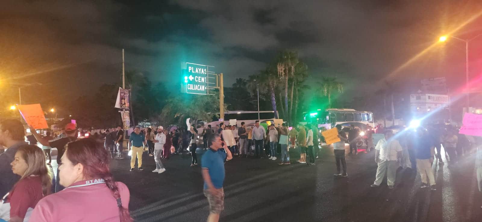 Manifestación de Stasam en el Hospitalito de Mazatlán