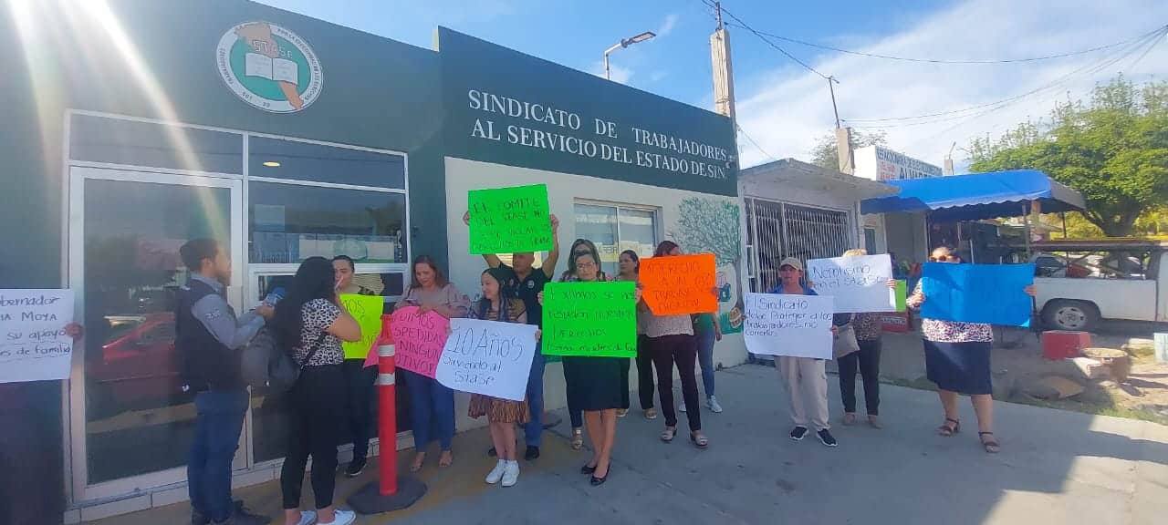 Manifestación trabajadoras de guardería en Los Mochis