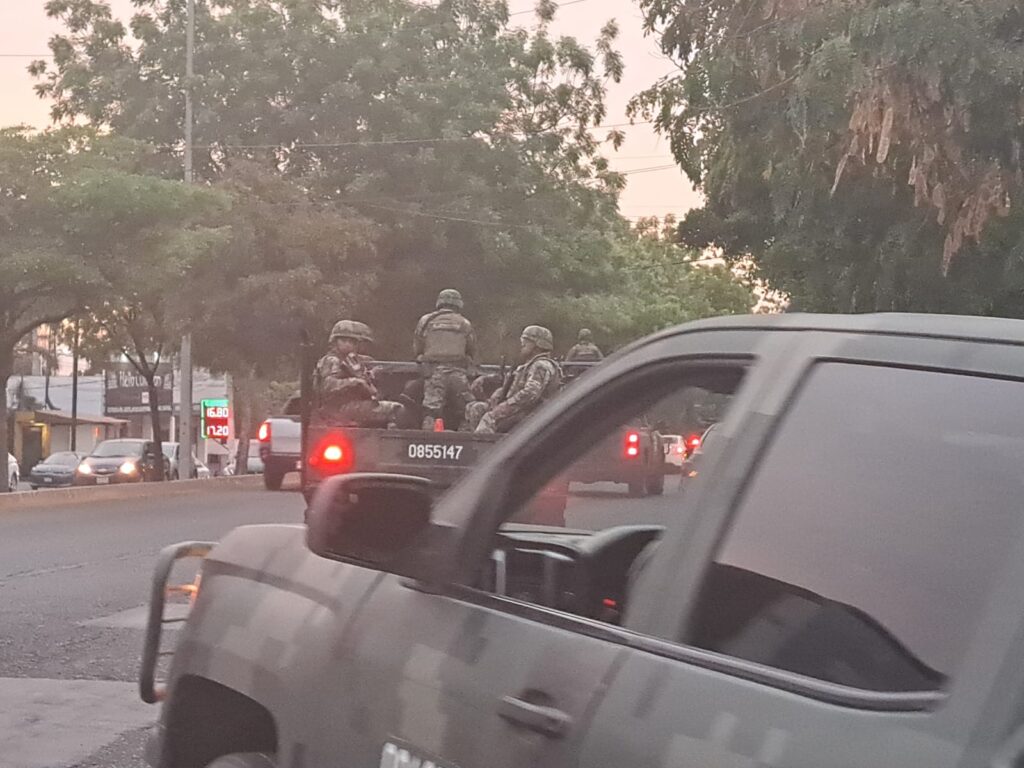 300 elementos del Ejército Mexicano llegan a Culiacán