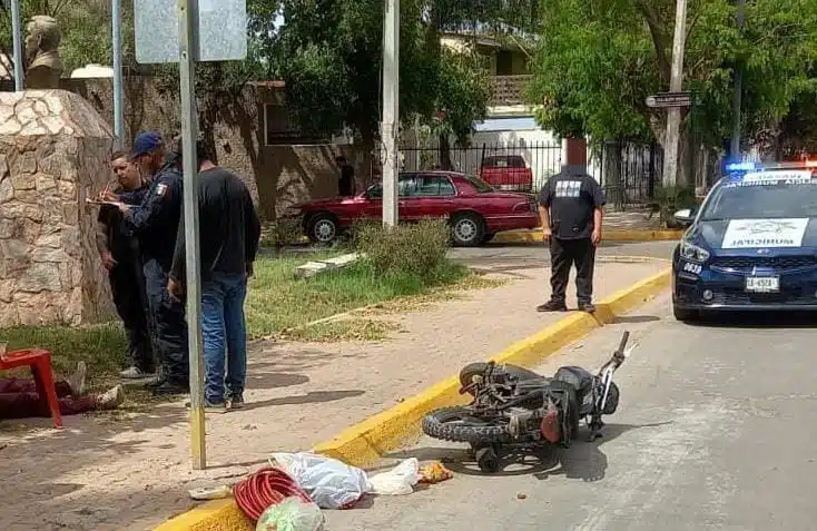 Motociclistas lesionados en Guasave