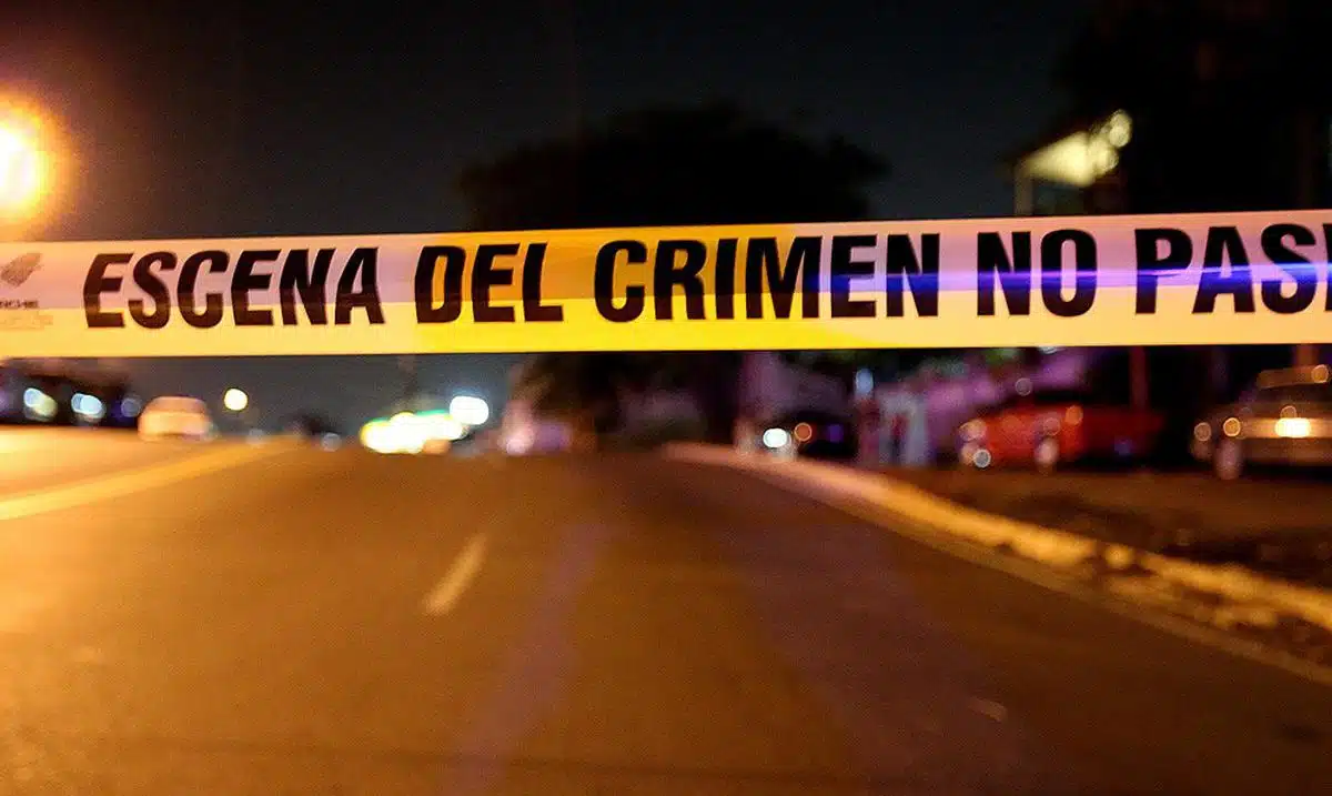 A balazos asesinan a hombre en calles de Guadalajara; una bala le dio en la frente