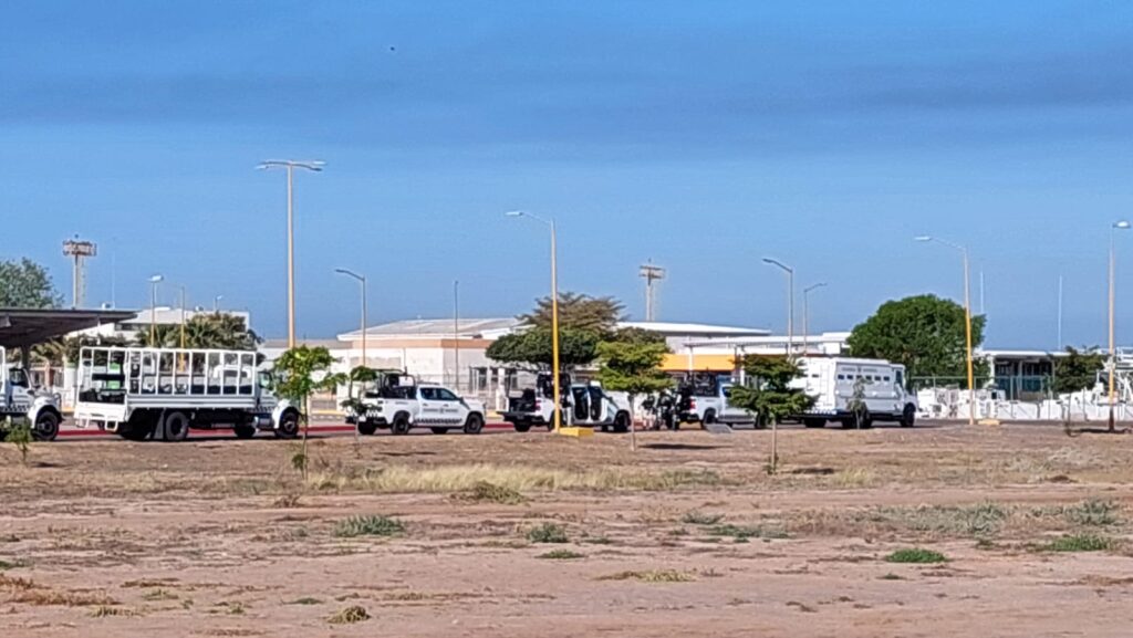 Aeropuerto Internacional de Los Mochis Guardia Nacional