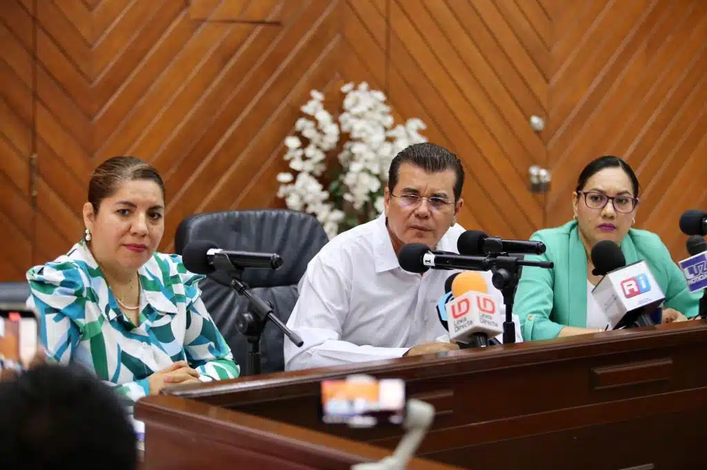 Alcalde de Mazatlán revela que tienen que pagar adeudo millonario por demandas pérdidas