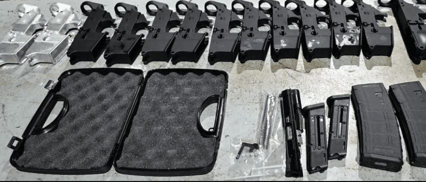 Armas