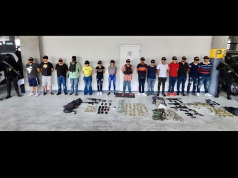 Capturan a 15 por el asesinato de dos policías en Nuevo León