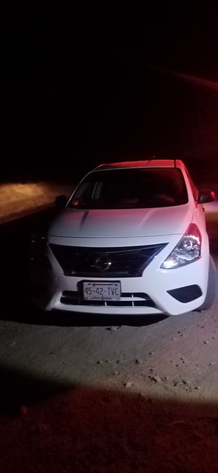 Deja las llaves puestas en el taxi, se lo roban, pero el chofer tuvo suerte en Guamúchil