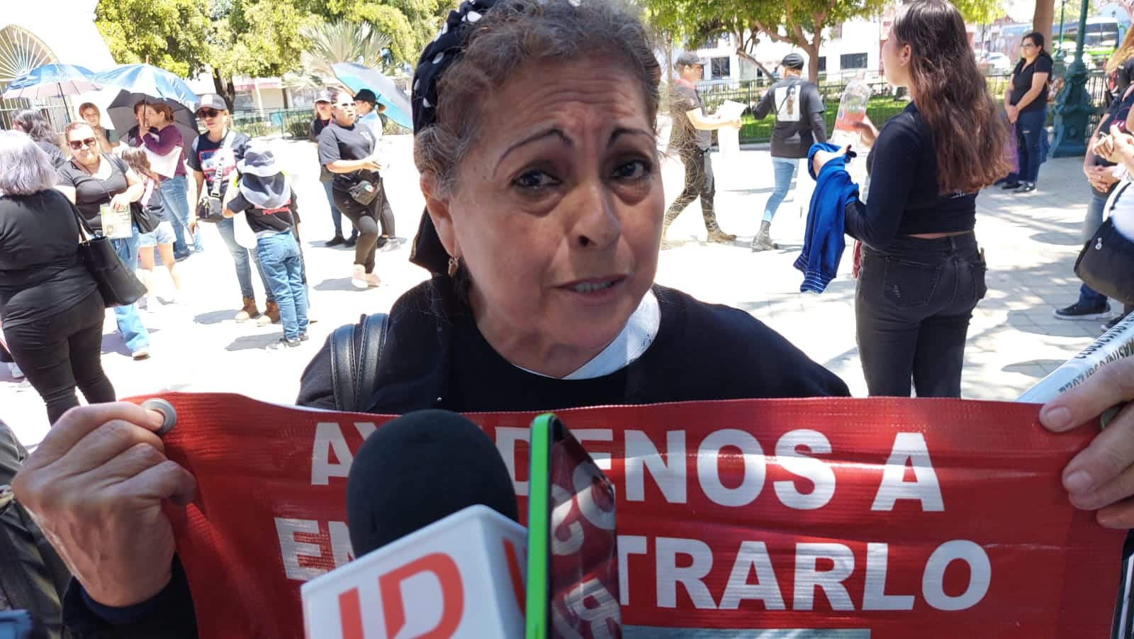 Doña Rosa suplica que le regresen a su hijo
