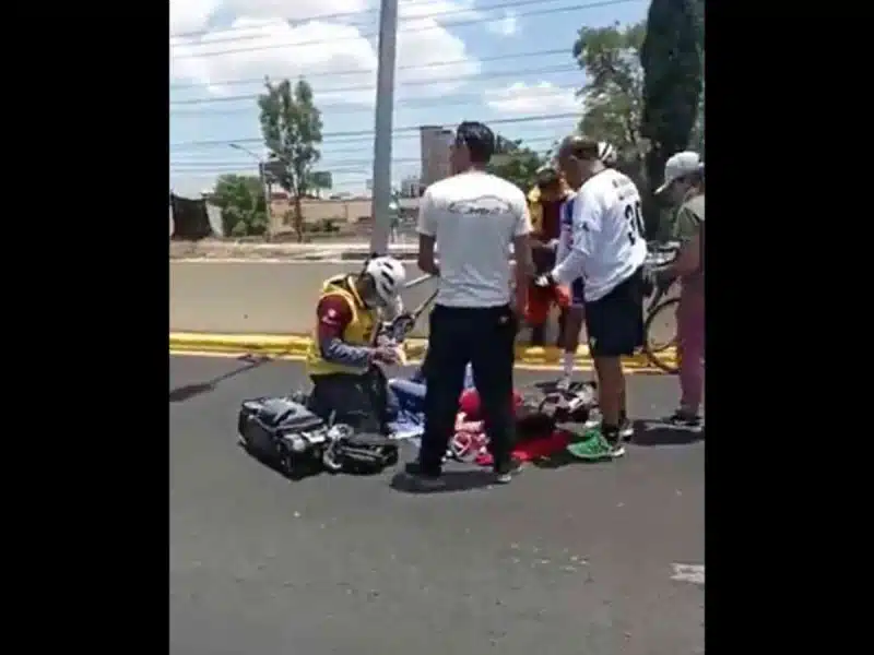 Ebrio invade paseo ciclista en Puebla, y deja sin vida a joven de 16 años