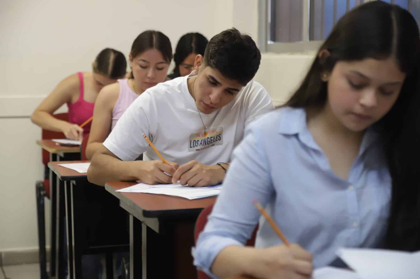 Examen de admisión UAS