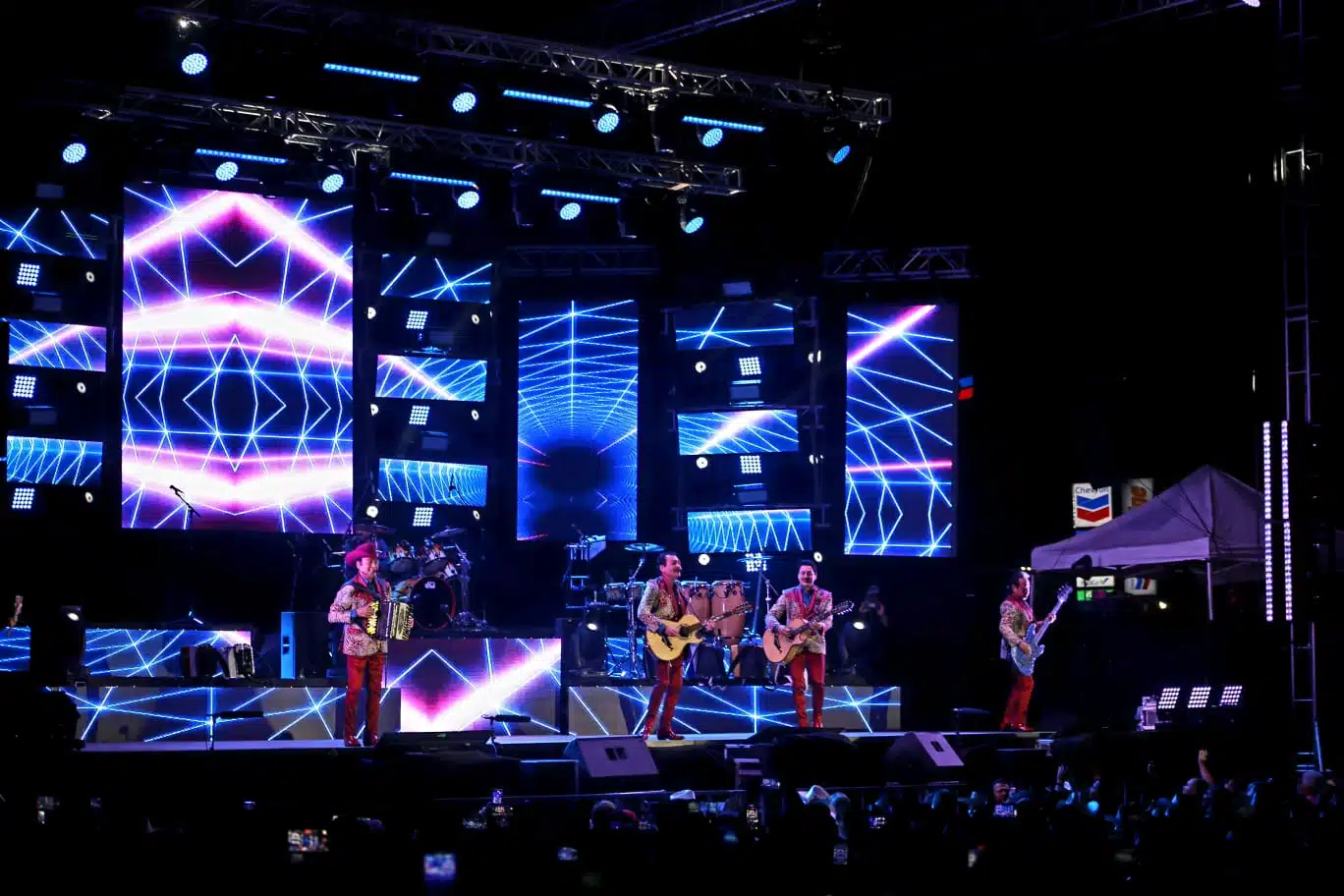 Concierto Tigres del Norte Chevron Park Los Mochis